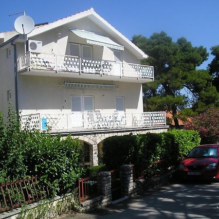 Apartmani Lucia Biograd بيوغْغاد نا موغو المظهر الخارجي الصورة