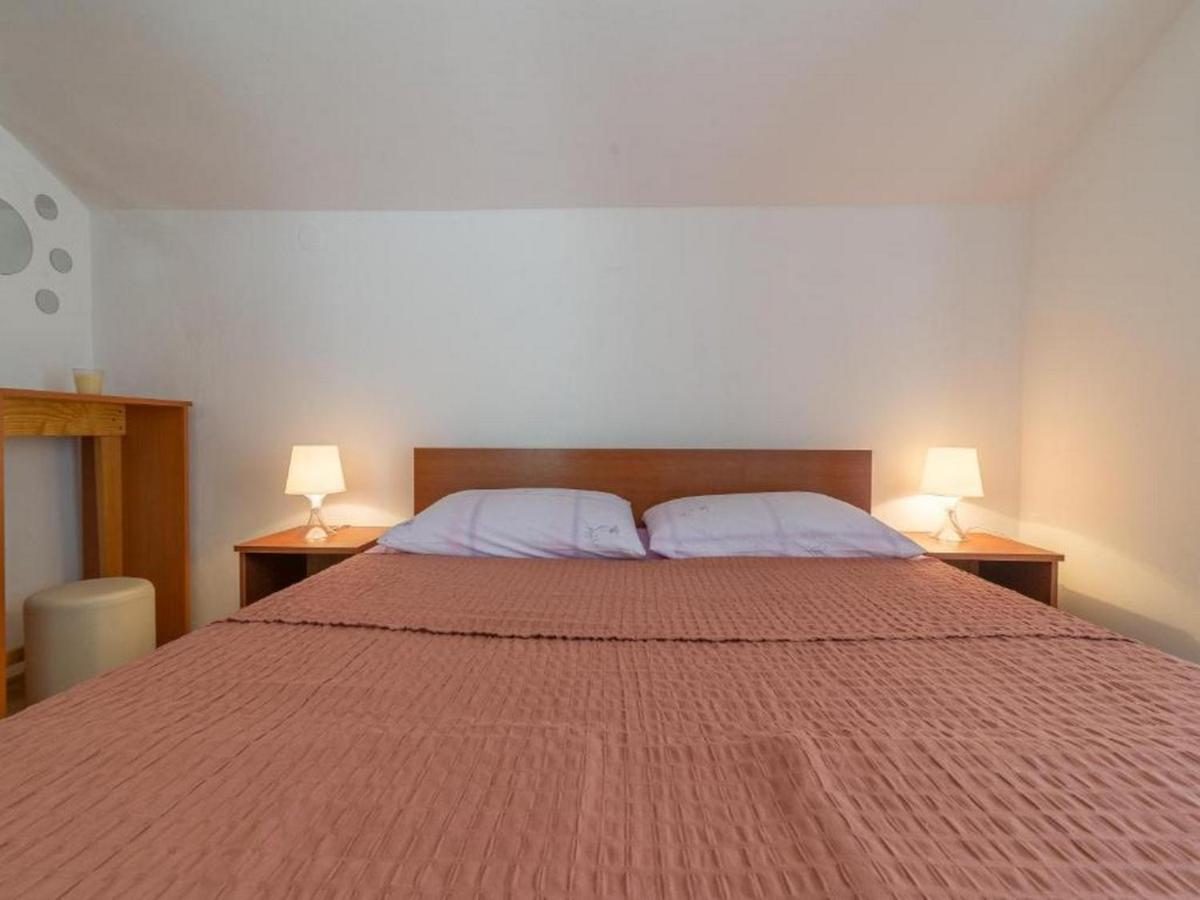 Apartmani Lucia Biograd بيوغْغاد نا موغو المظهر الخارجي الصورة