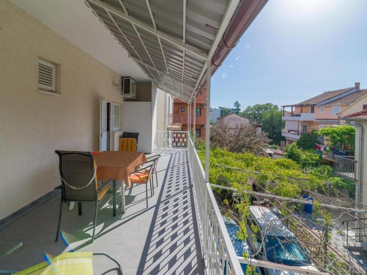 Apartmani Lucia Biograd بيوغْغاد نا موغو المظهر الخارجي الصورة
