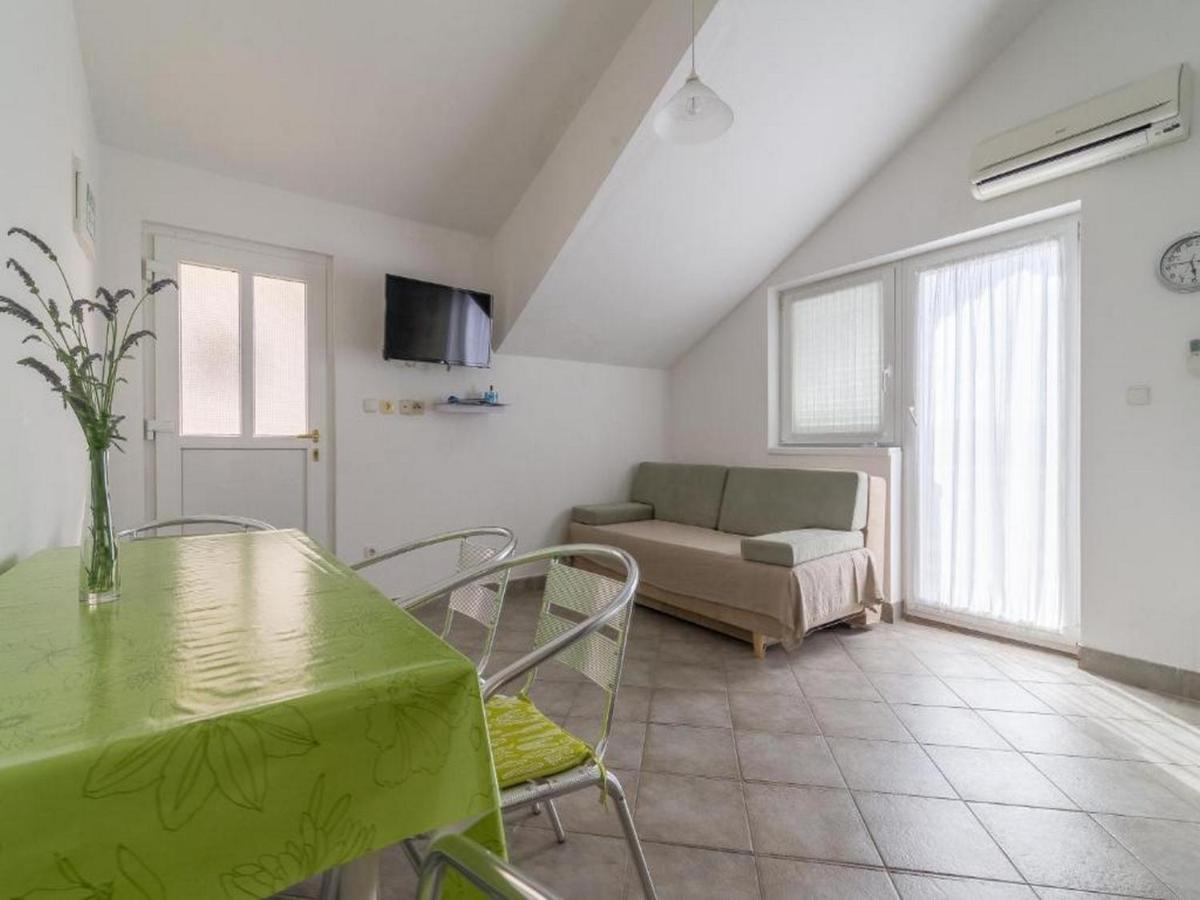 Apartmani Lucia Biograd بيوغْغاد نا موغو المظهر الخارجي الصورة