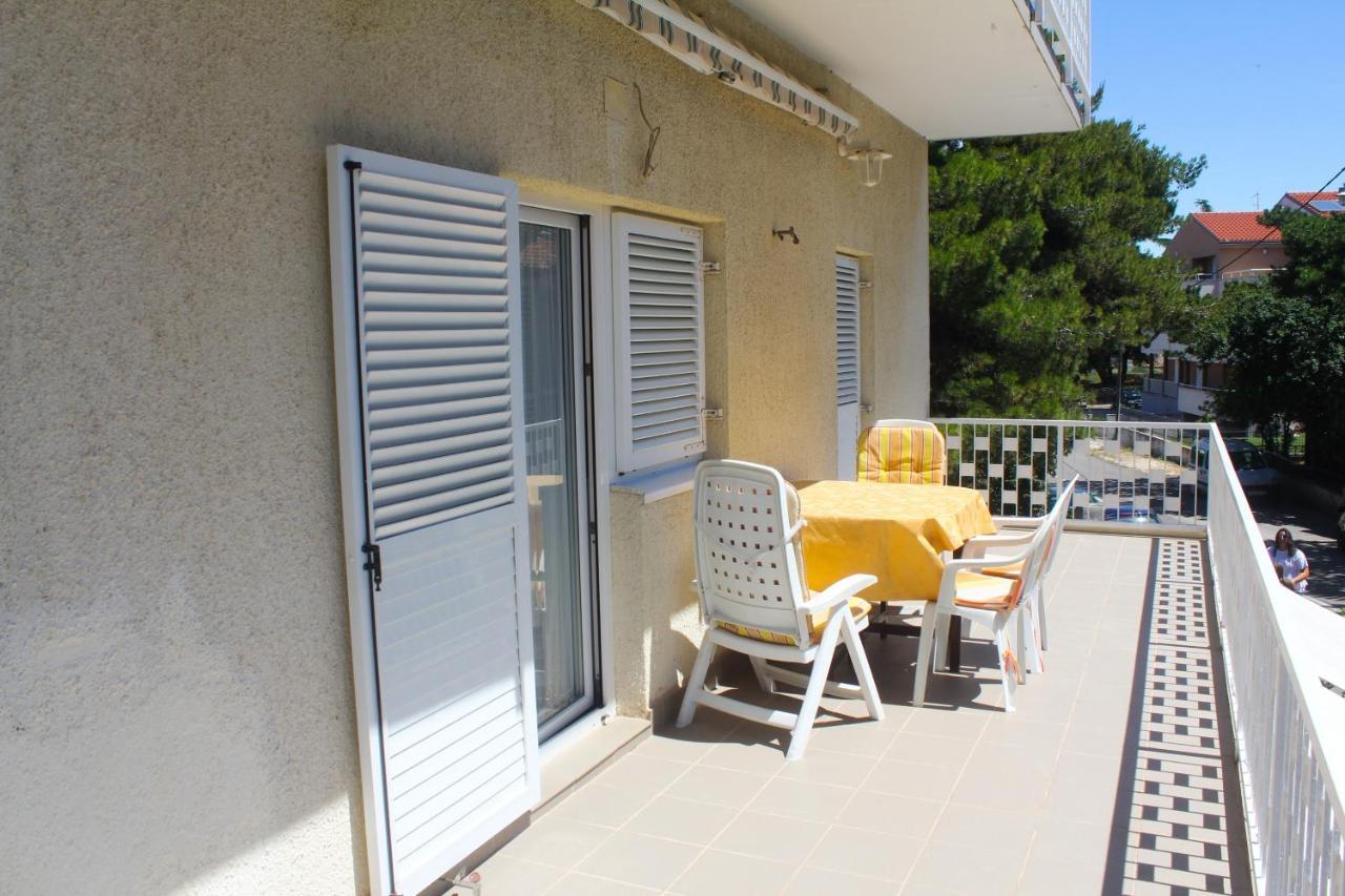 Apartmani Lucia Biograd بيوغْغاد نا موغو المظهر الخارجي الصورة