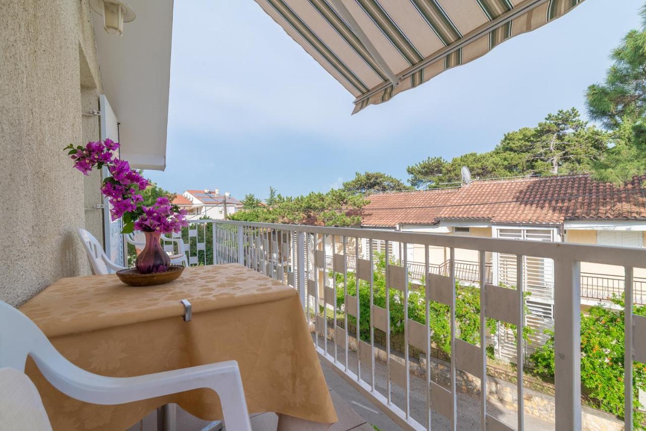 Apartmani Lucia Biograd بيوغْغاد نا موغو المظهر الخارجي الصورة