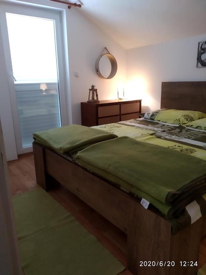 Apartmani Lucia Biograd بيوغْغاد نا موغو المظهر الخارجي الصورة
